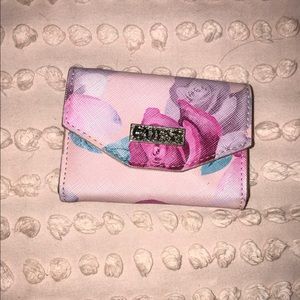 GUESS wallet 💖